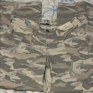 Hollister Gray and Tan Camouflage Trousers